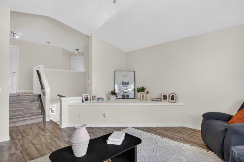 3271 Douglasdale Boulevard Se, Calgary, AB - Indoor