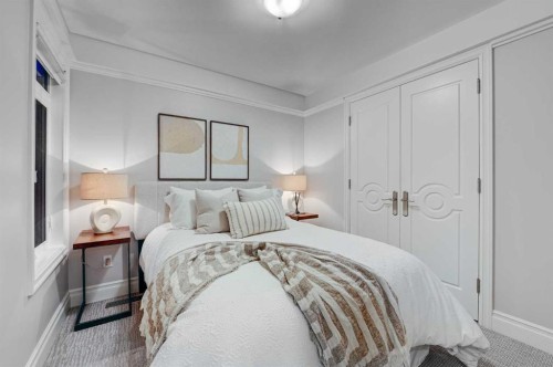922 5 Street Nw, Calgary, AB - Indoor Photo Showing Bedroom