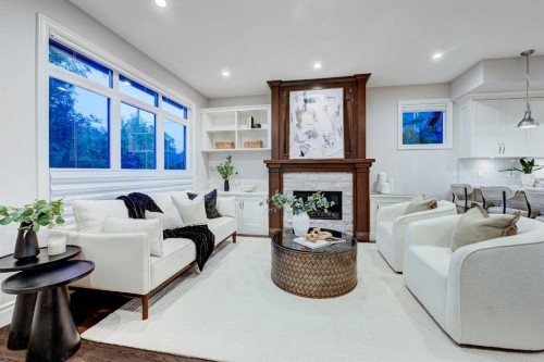 922 5 Street Nw, Calgary, AB - Indoor Photo Showing Living Room With Fireplace
