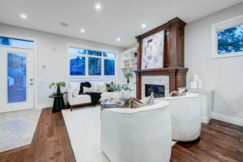 922 5 Street Nw, Calgary, AB - Indoor With Fireplace