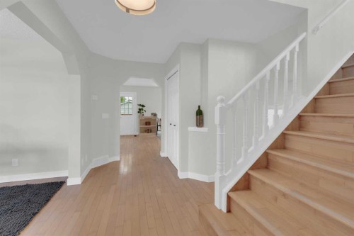 74 Douglasview Circle Se, Calgary, AB 
