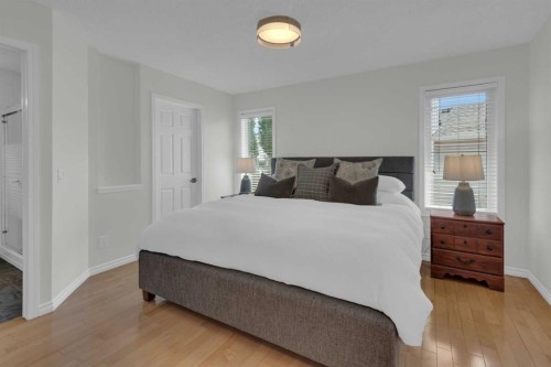 74 Douglasview Circle Se, Calgary, AB 