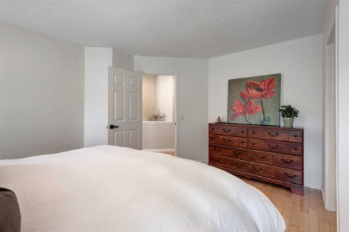 74 Douglasview Circle Se, Calgary, AB 