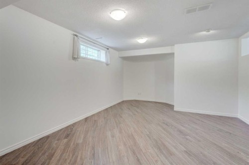 74 Douglasview Circle Se, Calgary, AB 