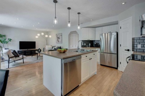 74 Douglasview Circle Se, Calgary, AB 
