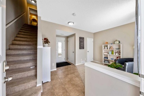 43 Toscana Gardens Nw, Calgary, AB - Indoor Photo Showing Other Room