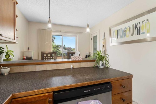27 Erin Green Place Se, Calgary, AB 