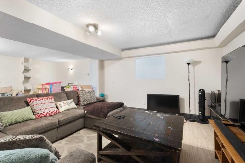 27 Erin Green Place Se, Calgary, AB 