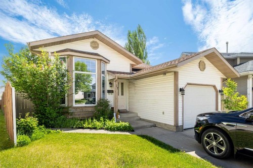 27 Erin Green Place Se, Calgary, AB 