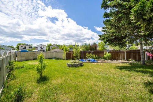 27 Erin Green Place Se, Calgary, AB 