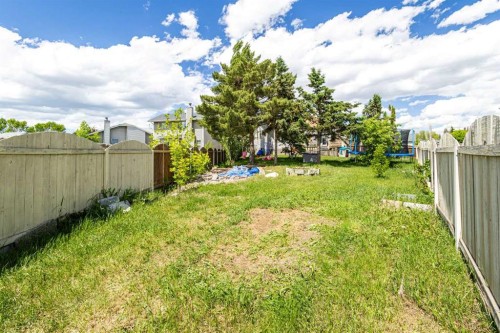 27 Erin Green Place Se, Calgary, AB 