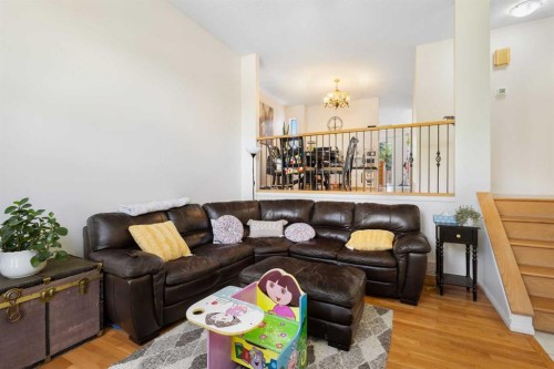 27 Erin Green Place Se, Calgary, AB 