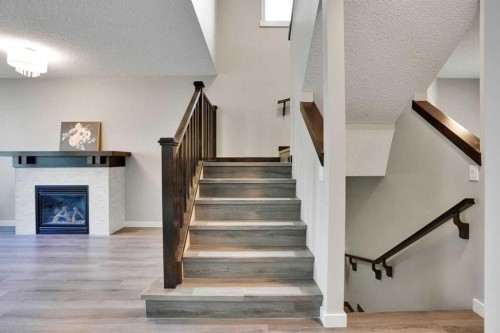 22 Sherwood Road Nw, Calgary, AB 