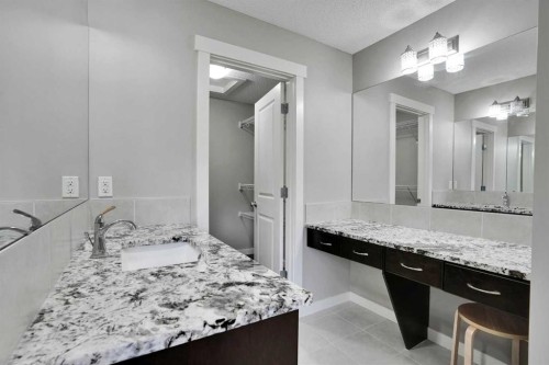 22 Sherwood Road Nw, Calgary, AB 
