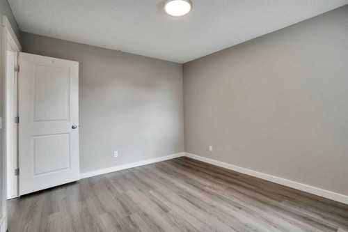 22 Sherwood Road Nw, Calgary, AB 