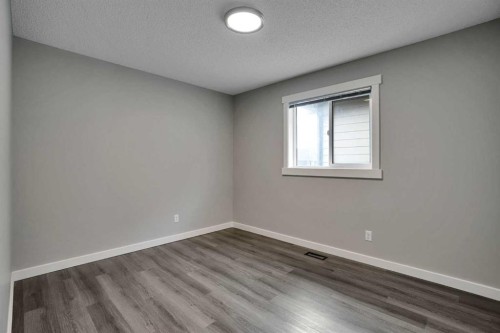 22 Sherwood Road Nw, Calgary, AB 