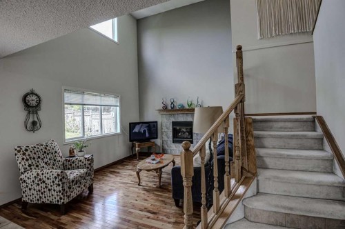 194 Arbour Stone Rise Nw, Calgary, AB 
