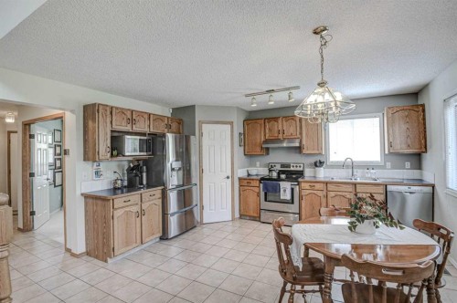 194 Arbour Stone Rise Nw, Calgary, AB 