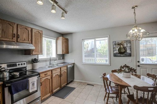 194 Arbour Stone Rise Nw, Calgary, AB 