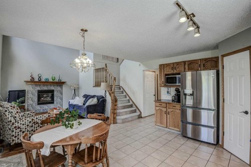 194 Arbour Stone Rise Nw, Calgary, AB 