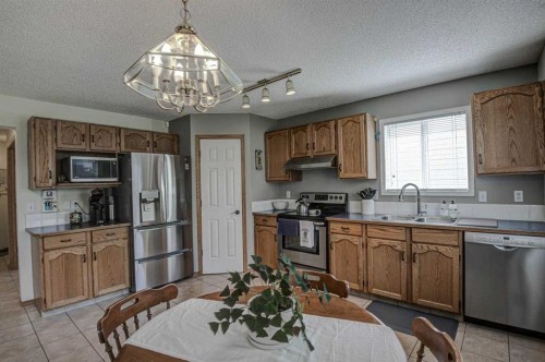 194 Arbour Stone Rise Nw, Calgary, AB 