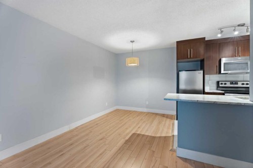 208-819 4A Street Ne, Calgary, AB 