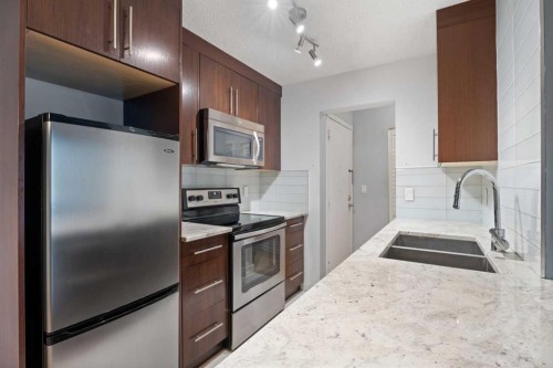 208-819 4A Street Ne, Calgary, AB 