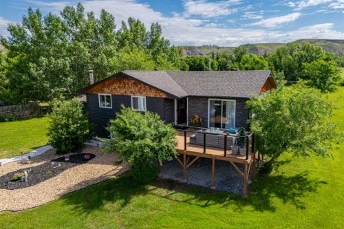 103 Pinter Road  Drumheller, AB T0J 0Y0