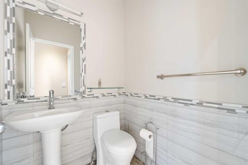 220 Walden Heights Se, Calgary, AB 