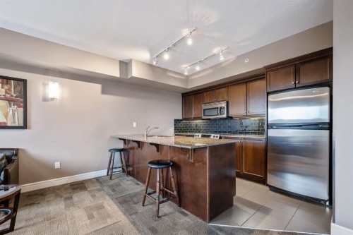 1005-910 5 Avenue Sw, Calgary, AB 