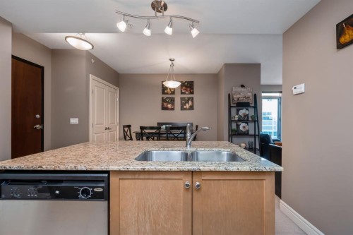 1005-910 5 Avenue Sw, Calgary, AB 