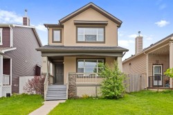 11 Saddlebrook Gardens NE Calgary, AB T3J 5M7