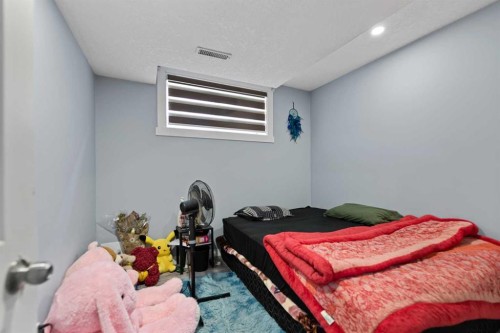 11 Saddlebrook Gardens Ne, Calgary, AB 