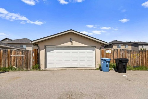 11 Saddlebrook Gardens Ne, Calgary, AB 