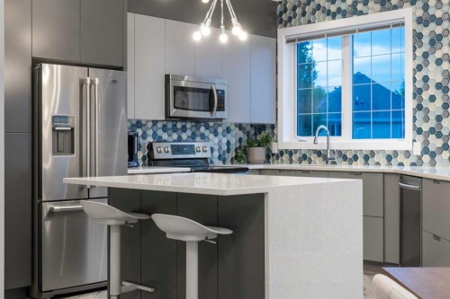 76 Inverness Square Se, Calgary, AB 