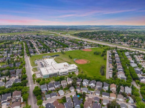 76 Inverness Square Se, Calgary, AB 