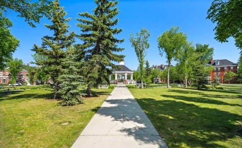 76 Inverness Square Se, Calgary, AB 
