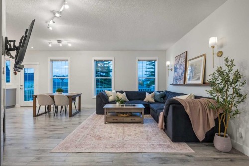 76 Inverness Square Se, Calgary, AB 