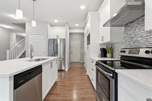 66 Masters Place Se, Calgary, AB 