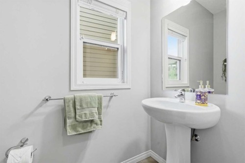 66 Masters Place Se, Calgary, AB 