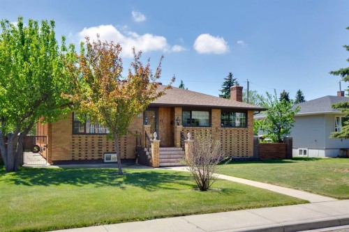 47 Montrose Crescent Ne, Calgary, AB 