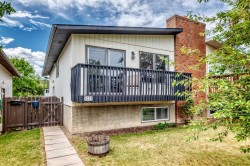 5233 17 Avenue NW Calgary, AB T3B 4N6