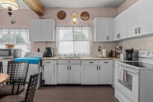 5 Mt. Laurie Road, Exshaw, AB 