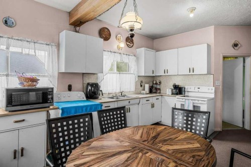5 Mt. Laurie Road, Exshaw, AB 
