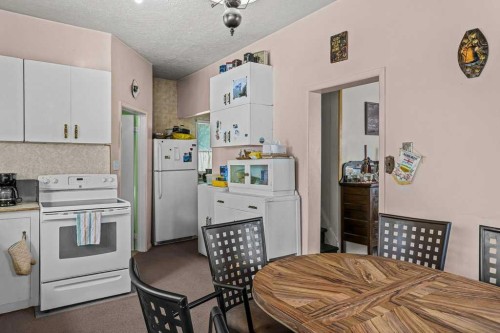 5 Mt. Laurie Road, Exshaw, AB 