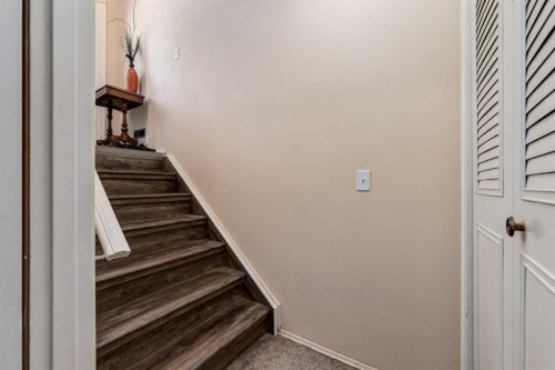 216 Cannington Place Sw, Calgary, AB 