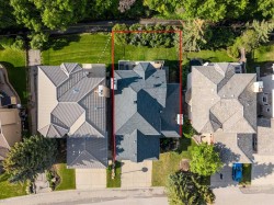 68 Christie Knoll Heights SW Calgary, AB T3H 2V2