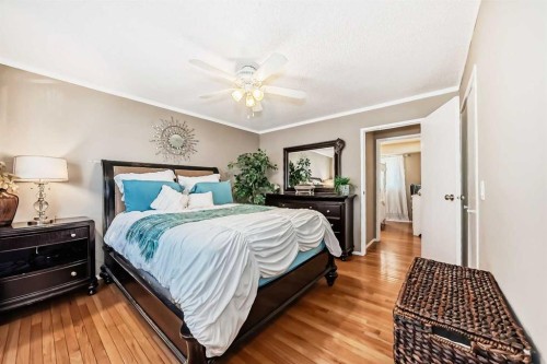 85 Rideau Close Sw, Airdrie, AB - Indoor Photo Showing Bedroom