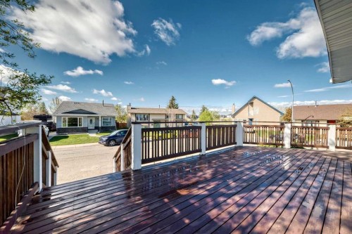 85 Rideau Close Sw, Airdrie, AB - Outdoor With Deck Patio Veranda