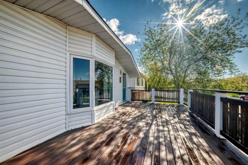 85 Rideau Close Sw, Airdrie, AB - Outdoor With Deck Patio Veranda With Exterior